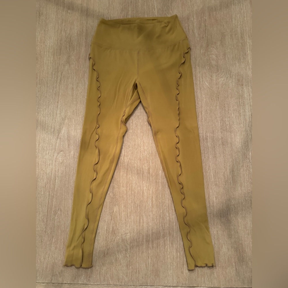 FP Movement ruffle leggings Size small
